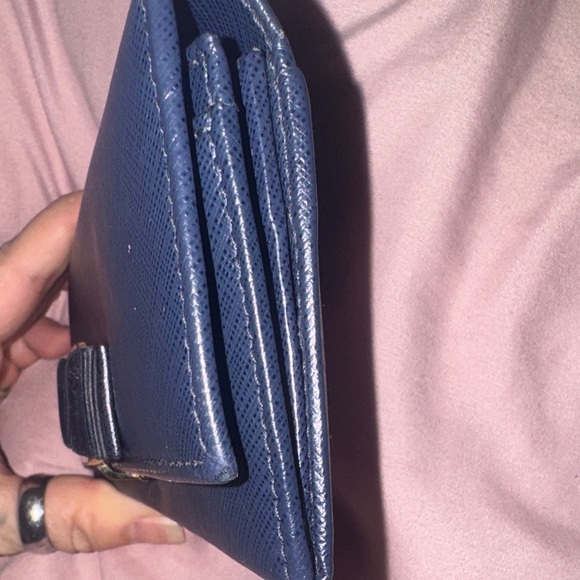 ✅Authentic Salvatore Ferragamo Navy Wallet like new!(code in photo)✅ - Picture 7 of 9